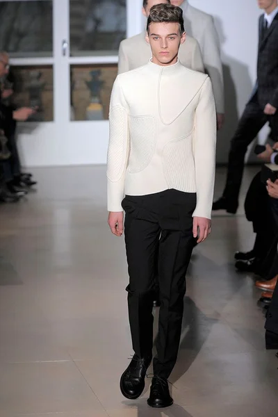 Look 33